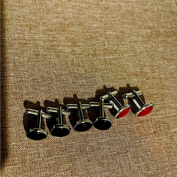 NWOT 3 pairs of cuff links - Picture 1 of 5
